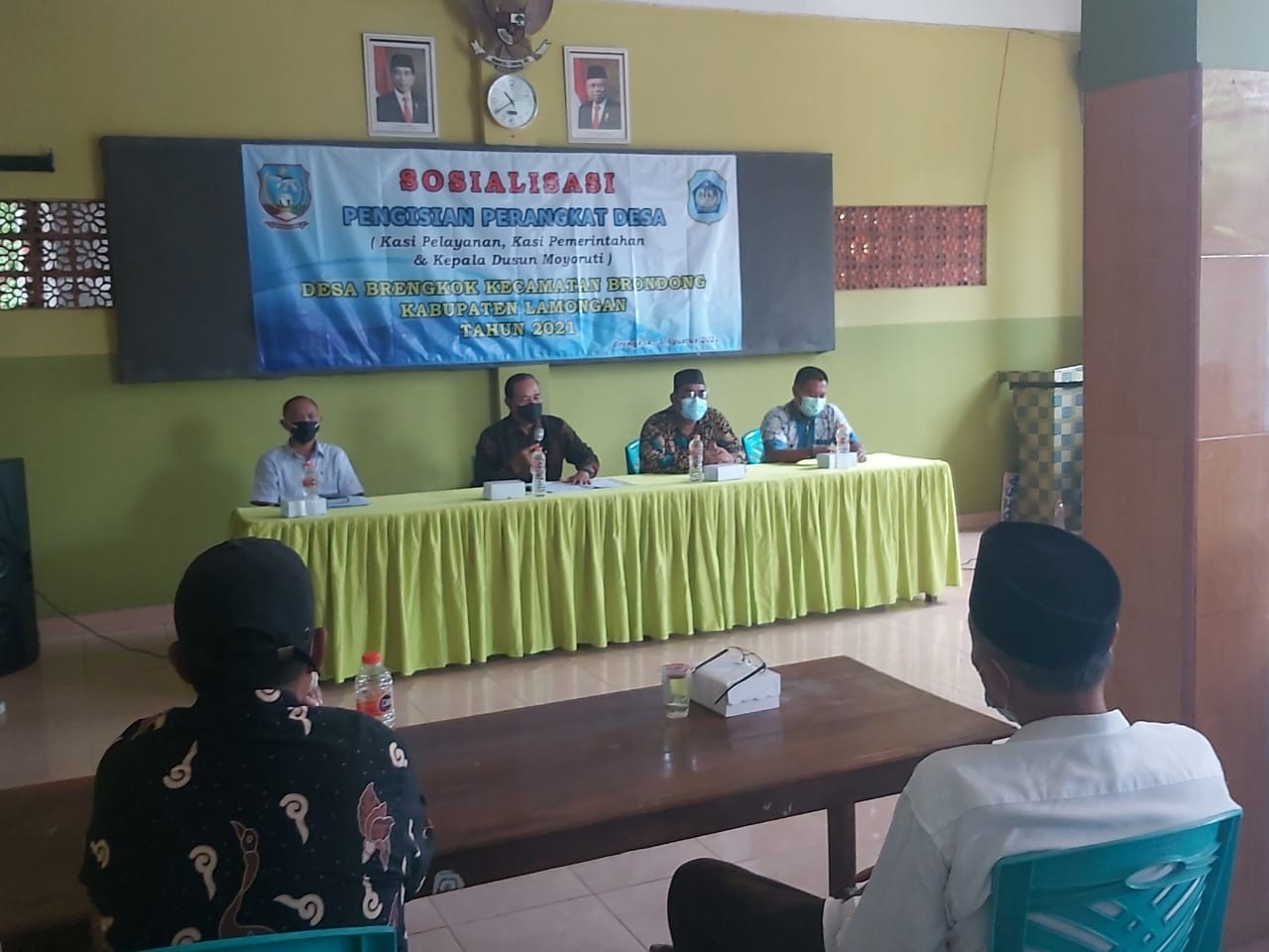 Sosialisasi Pengisiana Perangkat Desa Brengkok
( Kasi Pelayanan, Kasi Peerintahan dan Kepala Dusun Moyoruti )